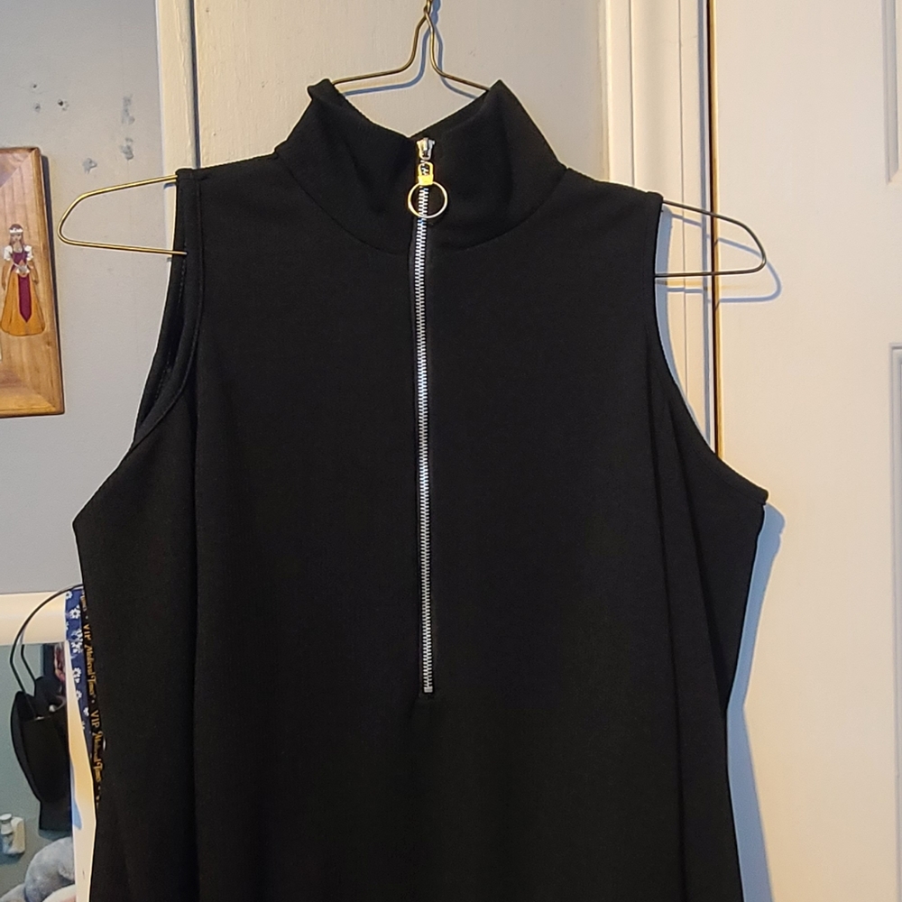 Turttle neck with open shoulder Body Suits